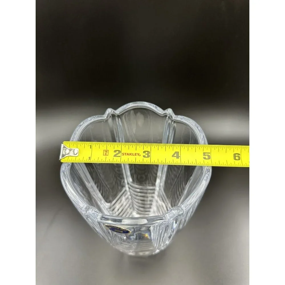 Czech Republic Bohemian Scalloped Top Ribbed Crystal Clear Vase‎ 10